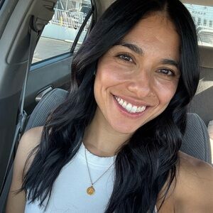 Meet your Posher, Aby